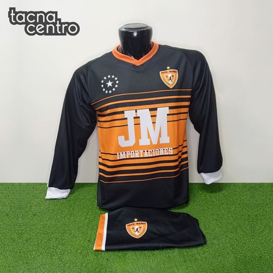 uniforme de futbol color negro con naranja