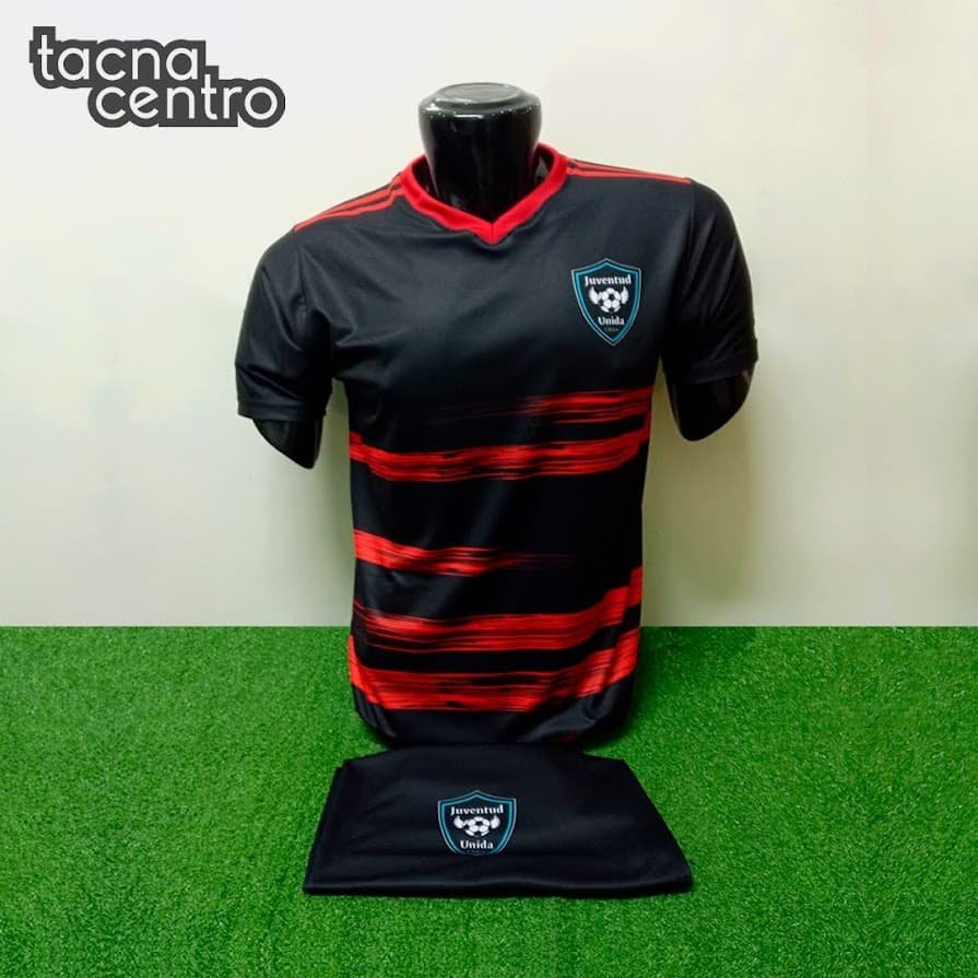 uniforme de futbol color negro y rojo