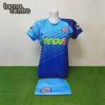 fotos de camisetas de futbol para mujeres celeste