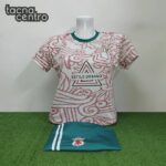 fotos de camisetas de futbol para mujeres blanco