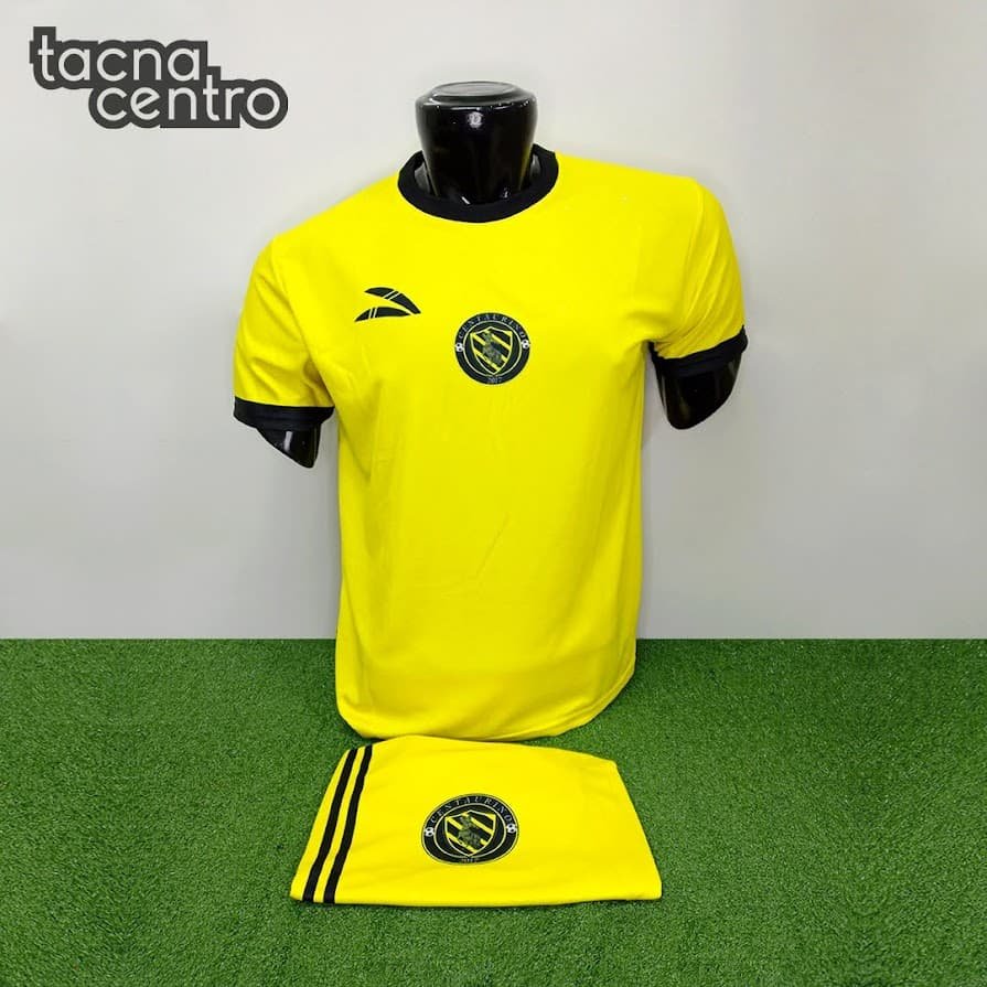 uniforme de futbol color amarillo