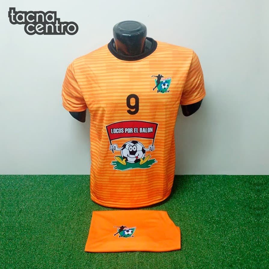 uniforme de futbol color naranja