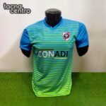 uniforme de futbol color celeste con amarillo