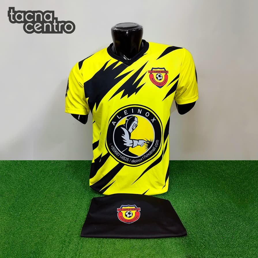 uniforme de futbol color amarillo y negro