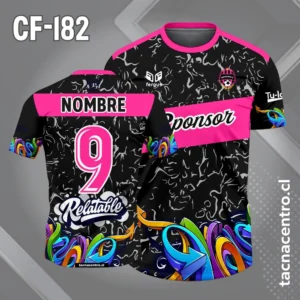 Camiseta de Fútbol negra con rosada Cruzada en el Pecho