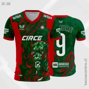camiseta de futbol verde con rojo pantera