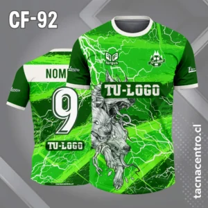 camiseta de futbol perros encadenados fondo verdes con rajaduras blancas