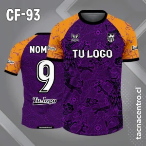 camiseta de futbol fondo morado con mangas ranglan anaranjadas