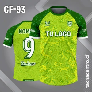 camiseta de futbol fondo verde claro con mangas ranglan verdes