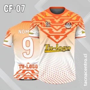 Camiseta de futbol blanca con triangulos naranja