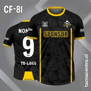 Camiseta de futbol negra con linea amarilla