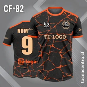 Camiseta de futbol negro con rajaduras naranjas