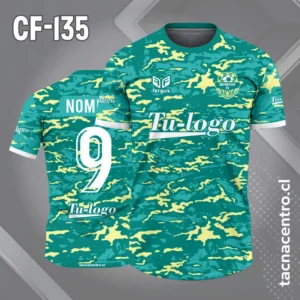 Camiseta de futbol verde con patrones irregulares amarillos