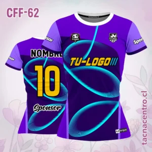 Camiseta de futbol femenino morado con líneas celestes
