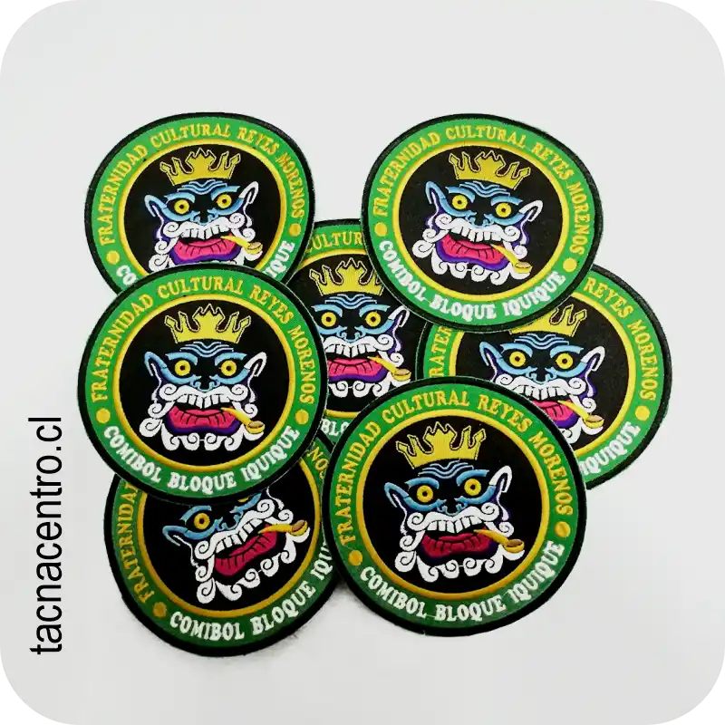 parches bordados para ropa con diseño perdonalizado