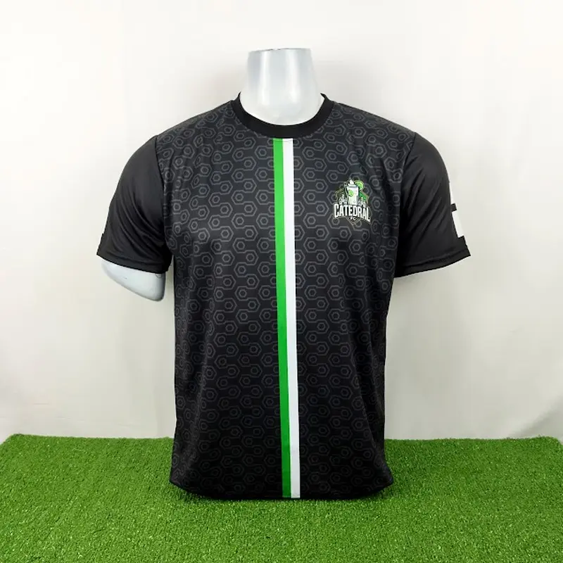 Camisetas de Futbol Negras Personalizadas 28 camisetas de futbol negras con linea verde