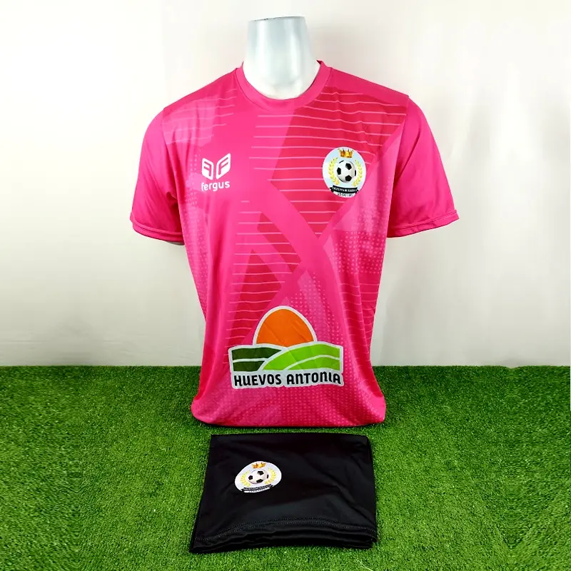Camisetas de Fútbol Rosadas 22 camisetas de futbol celestes con logo feltos