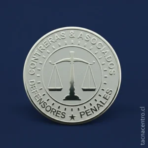 pines plateados con fondo arenado forma redonda para abogados