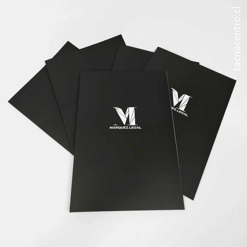 fotos de carpetas en arica negras plastificado mate 2026