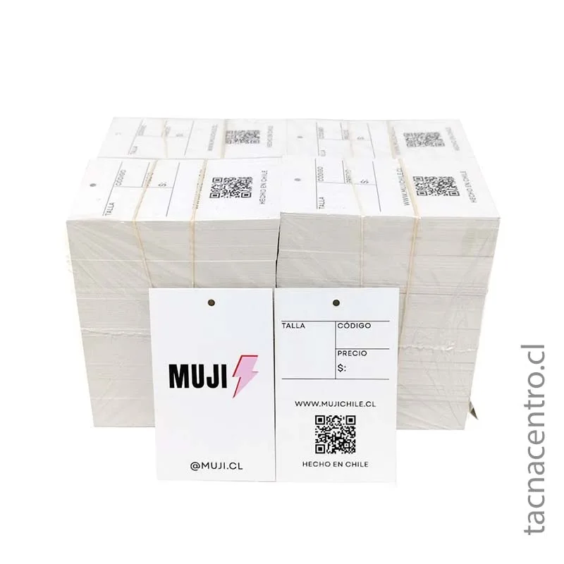 foto de hang tag para etiqueta de ropa muji