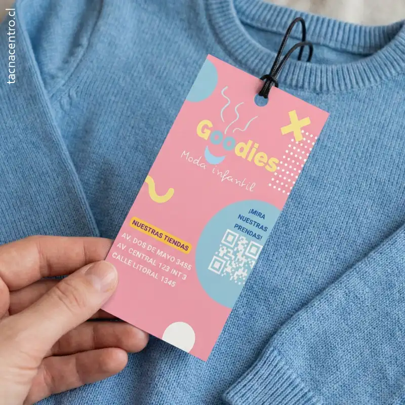 usos de los hang tag para etiqueta de ropa infantil